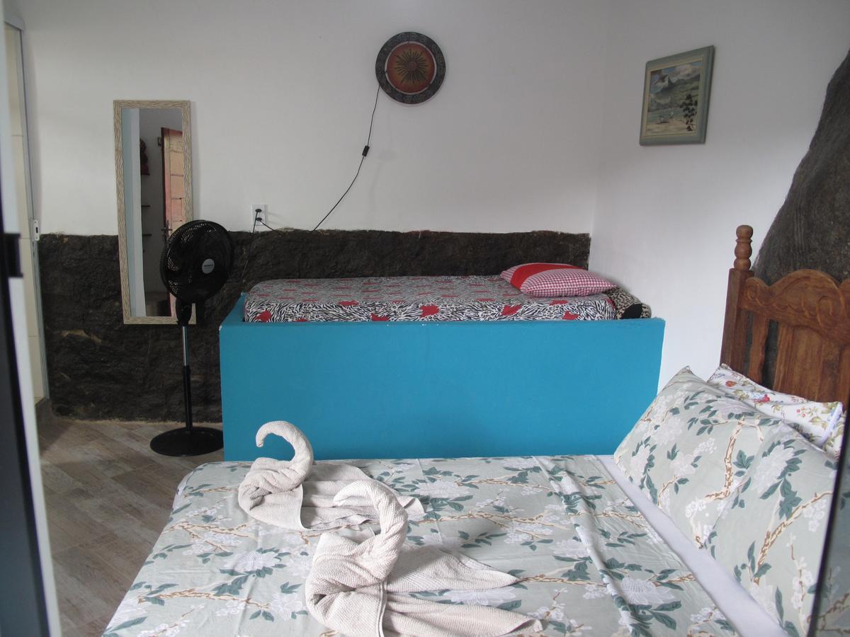 Suites Cantinho Da Pedra Vila do Abraao Bagian luar foto